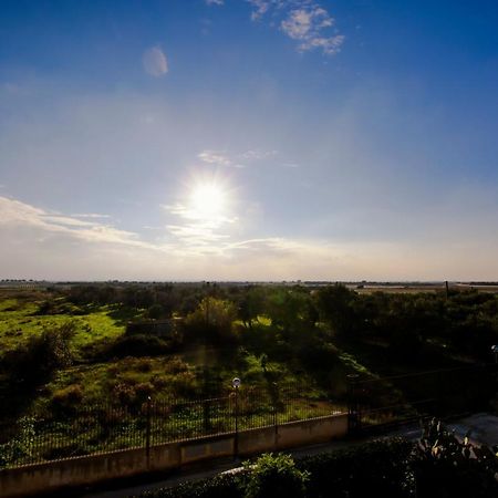 Casa Borgo Regina B&B - Bari Puglia Apartments トッレ・ア・マーレ エクステリア 写真